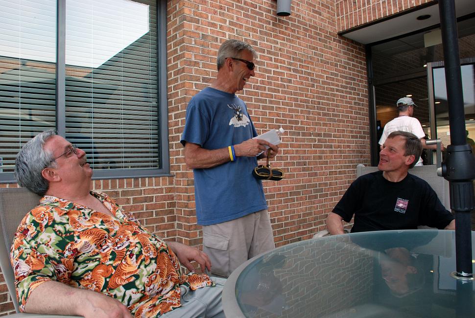 DSC_7877a.jpg - L-R, Tom Sanders, Mark Poore, Peter Weigle.  Cirque's a great time to see old friends and to make new ones.