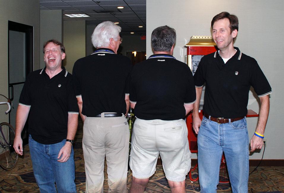 DSC_7976a.jpg - The Campagnolo black shirts.