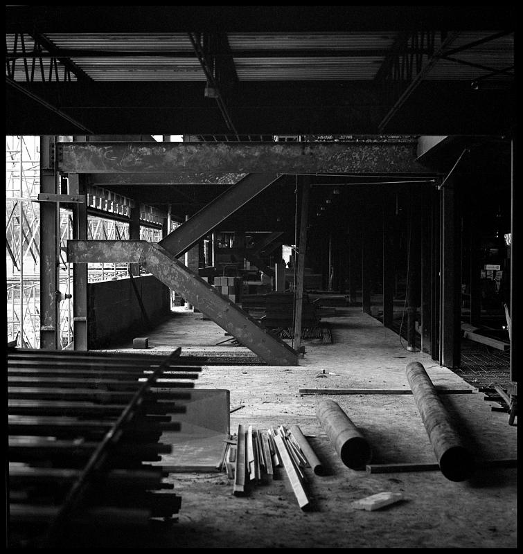 120_06a.jpg - Bronica S2a, 80mm, exposure unknown.  Tri-X, ASA 1600 in Diafine.