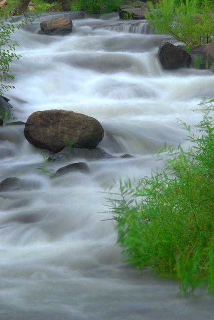 1781_HDR2b.jpg - An HDR (High Dynamic Range) version of the previous scene, composited from seven photos, each 1.5 f-stops apart.