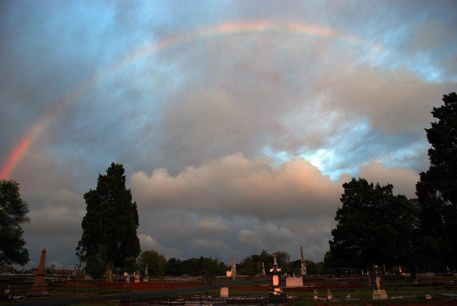 DSC_3595a.jpg - Rainbow at Linwood Cemetery