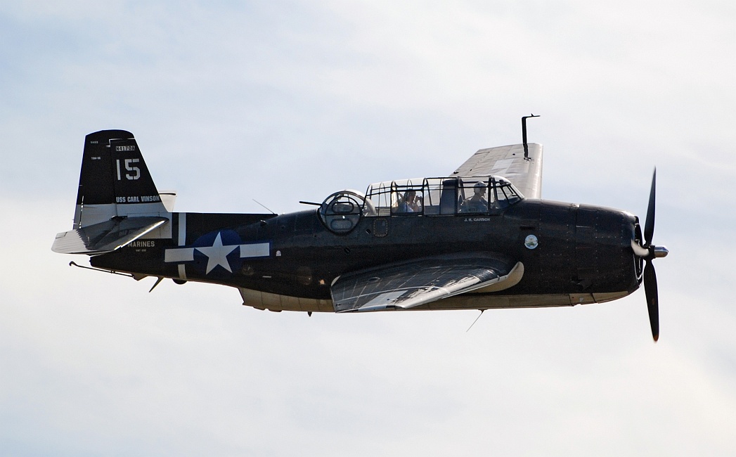 DSC_6875a.jpg - Getting good photographs at Thunder In The Valley is not always easy... the line of flight is to the south of the spectator area so the planes are back-lit most of the time.